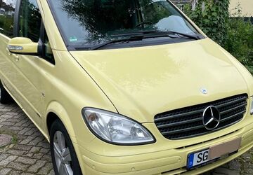 Mercedes-Benz Viano 246.000 km 12.990 &euro; Solingen 42651