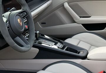 Porsche 992 9.800 km 195.790 &euro; Frechen (bei Köln) 50226