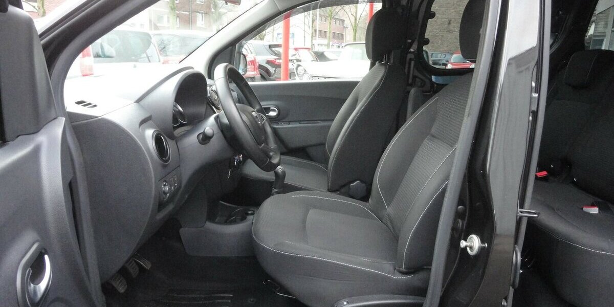 Dacia Dokker Comfort 1,6 Navi Klima SHZ R.Kamera 1.Hd 162.000 km 8.490 &euro; Neuss 41462