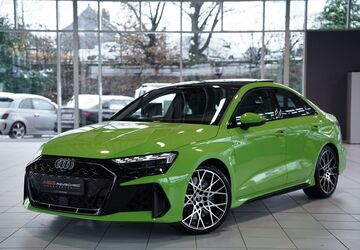 Audi RS3 3.500 km 64.800 &euro; Remscheid/NRW 42855