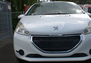 Peugeot 208 110.000 km 4.500 &euro; Köln 50735