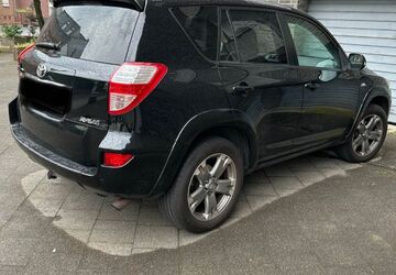Toyota RAV 4 238.600 km 7.300 &euro; Düsseldorf 40223