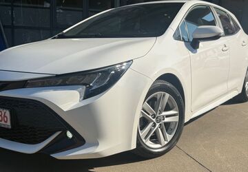 Toyota Corolla 77.500 km 16.900 &euro; Köln 50939