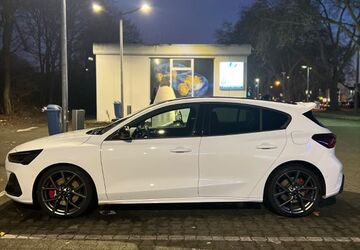 Ford Focus 13.445 km 33.500 &euro; Köln 51063