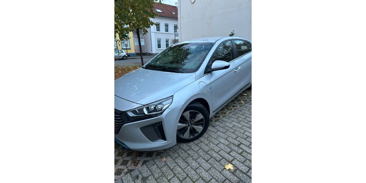 Hyundai IONIQ 58.500 km 15.900 &euro; Solingen 42697