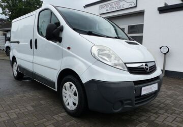 Opel Vivaro 198.000 km 2.990 &euro; Solingen 42699
