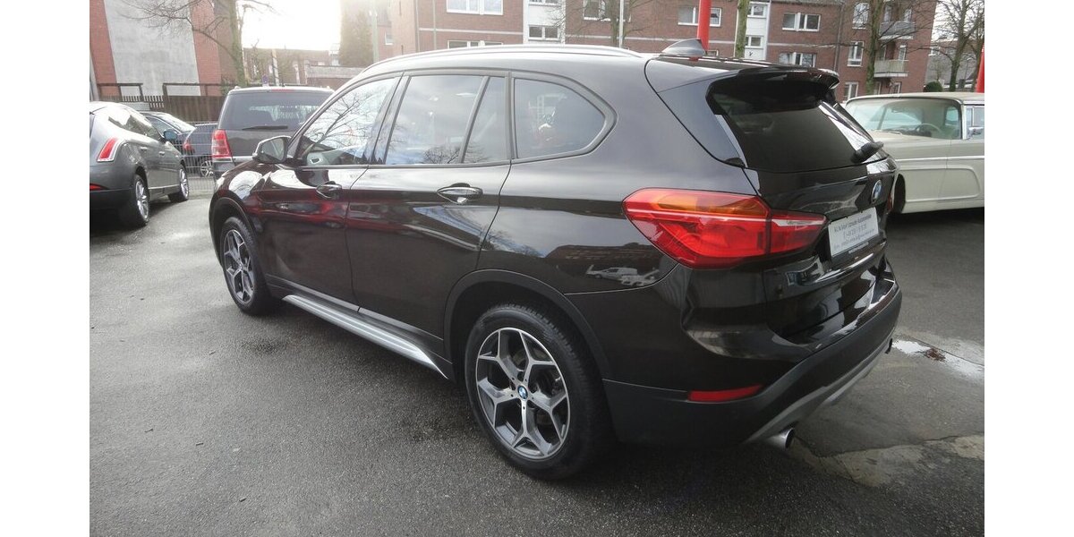 BMW X1 20 d xLine 4x4 Autom Navi Leder SHZ PDC LED 208.000 km 14.999 &euro; Neuss 41462