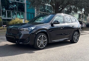 BMW iX1 30.500 km 39.800 &euro; Köln 50674