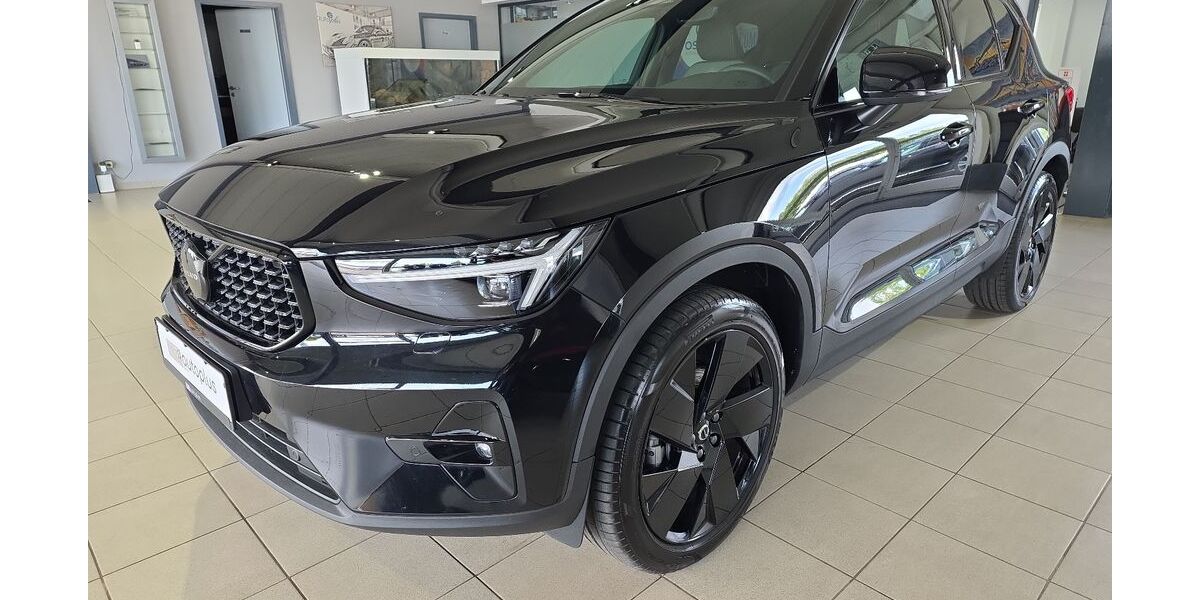 Volvo XC40 6.572 km 32.950 &euro; Bergheim 50126