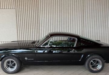 Ford Mustang 55.999 km 47.900 &euro; Köln 50679