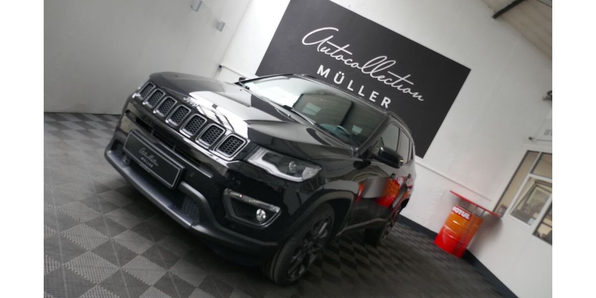 Jeep Compass 98.000 km 17.997 &euro; Remscheid 42897