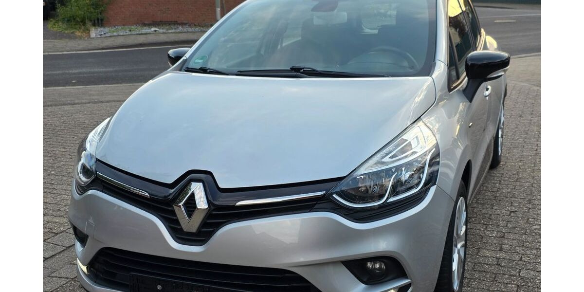 Renault Clio 85.925 km 8.350 &euro; Neuss 41470