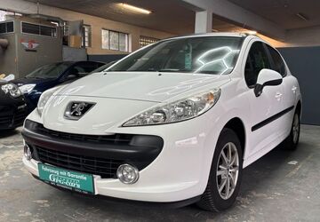 Peugeot 207 100.000 km 3.999 &euro; Köln 50677