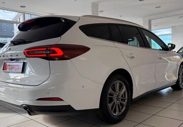 Ford Focus 59.500 km 19.500 &euro; Köln 51149