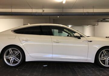 Audi A5 202.000 km 17.299 &euro; Koln 51105