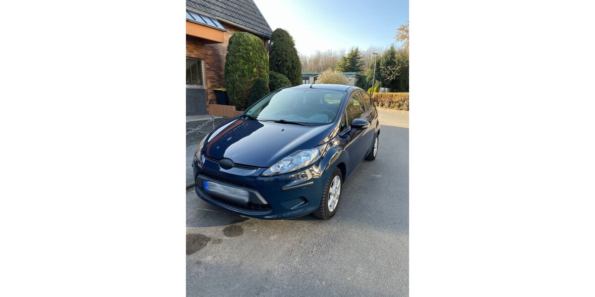 Ford Fiesta 218.000 km 2.100 &euro; Hürth 50354