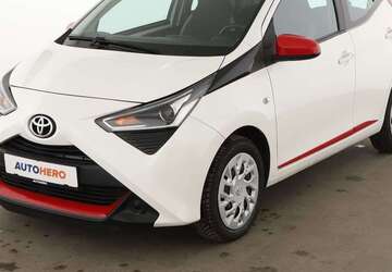 Toyota Aygo 50.111 km 9.120 &euro; Köln 50739