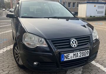 VW Polo 180.000 km 1.950 &euro; Neuss 41466
