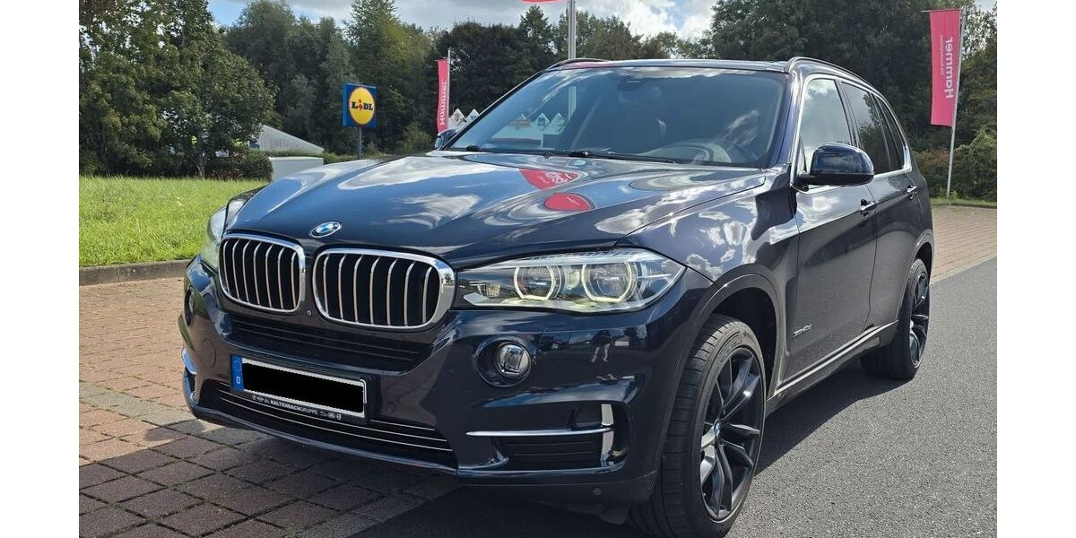 BMW X5 157.000 km 25.000 &euro; Bergisch Gladbach 51469