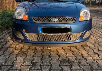 Ford Fiesta 180.000 km 1.650 &euro; Köln 50765