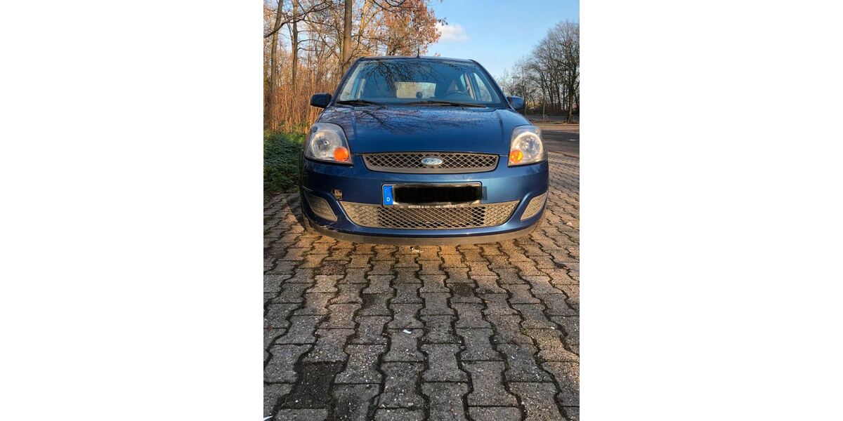 Ford Fiesta 180.000 km 1.650 &euro; Köln 50765