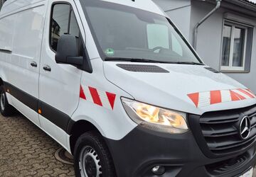 Mercedes-Benz Sprinter 196.000 km 21.999 &euro; Düsseldorf 40591