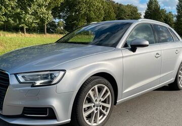 Audi A3 41.400 km 17.990 &euro; Düsseldorf 40489