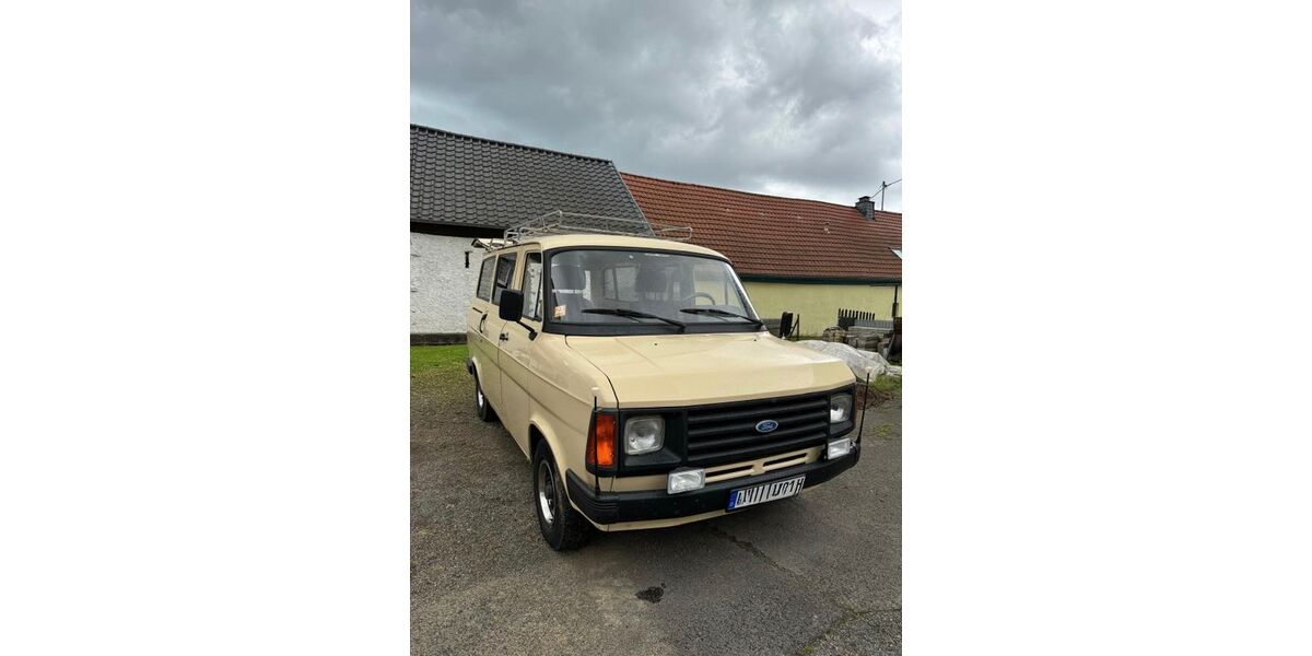 Ford Transit 66.000 km 8.950 &euro; Köln 51105