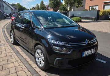 Citroen C4 Picasso 147.500 km 5.750 &euro; Leverkusen 51371