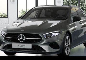 Mercedes-Benz A 180 9.900 km 37.990 &euro; Düsseldorf 40470