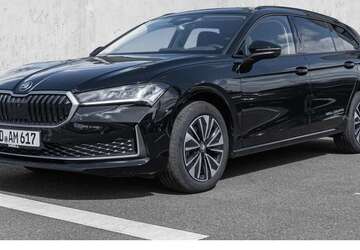 Skoda Superb 10.108 km 38.880 &euro; Düsseldorf 40474