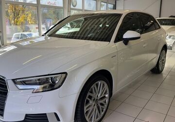 Audi A3 75.000 km 17.990 &euro; Köln 50827