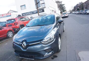 Renault Clio 133.000 km 6.499 &euro; Köln 51143