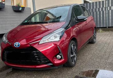 Toyota Yaris 23.500 km 14.500 &euro; Bergisch Gladbach 51467