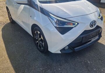 Toyota Aygo (X) 73.000 km 9.470 &euro; Köln 51067