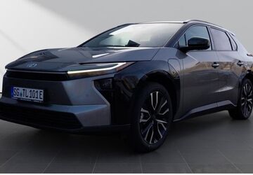 Toyota bZ4X 2.500 km 57.990 &euro; Solingen 42719