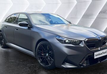 BMW M5 6.610 km 129.900 &euro; Köln-Riehl 50735