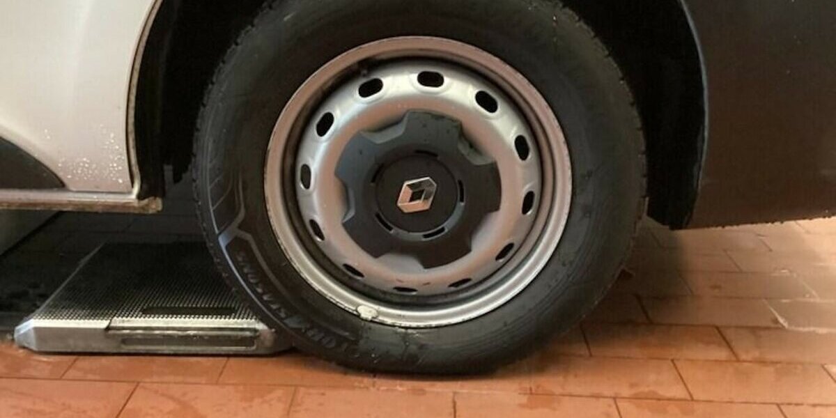 Renault Trafic L2H1 3 Sitze Standh. Regale EU6 GARANTIE 85.000 km 16.500 &euro; Erftstadt 50374