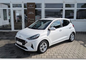 Hyundai i10 11.096 km 15.285 &euro; Leverkusen 51373