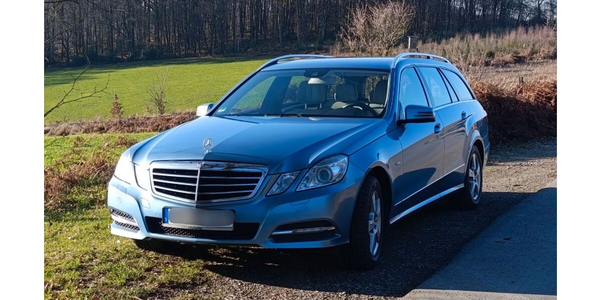 Mercedes-Benz 300 389.000 km 9.550 &euro; Lindlar 51789