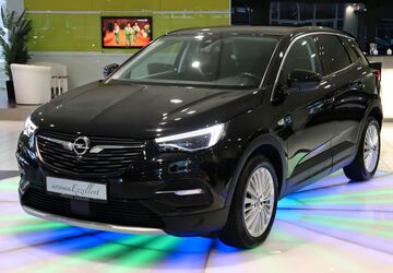 Opel Grandland (X) 120.104 km 15.750 &euro; Troisdorf (Köln/Bonn) 53842