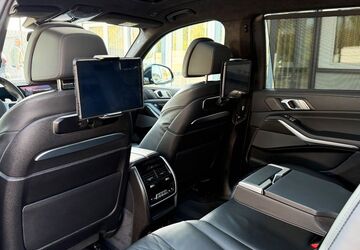 BMW X7 44.460 km 79.950 &euro; Köln 50739
