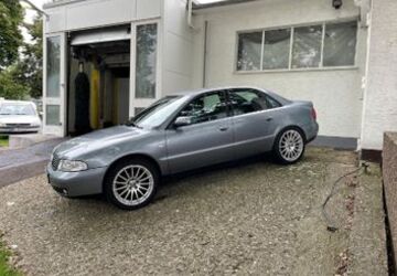 Audi A4 220.000 km 1.499 &euro; Wesseling 50389