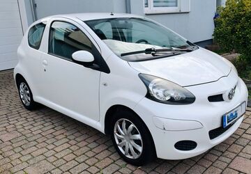 Toyota Aygo (X) 147.000 km 2.690 &euro; Bergheim 50127