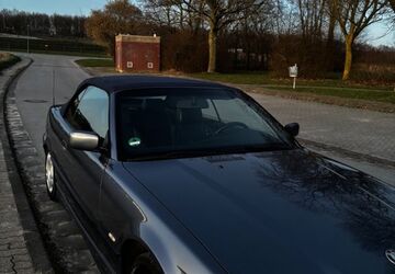 BMW 318 215.000 km 3.700 &euro; Bedburg 50181