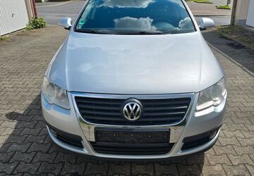 VW Passat 280.000 km 2.700 &euro; Remscheid 42853
