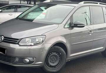 VW Touran 187.300 km 5.700 &euro; Neuss 41469