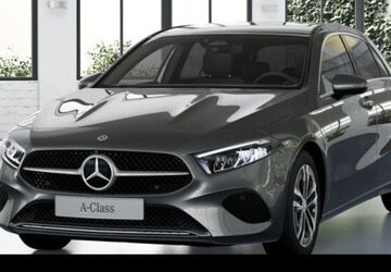 Mercedes-Benz A 180 9.900 km 37.990 &euro; Düsseldorf 40470