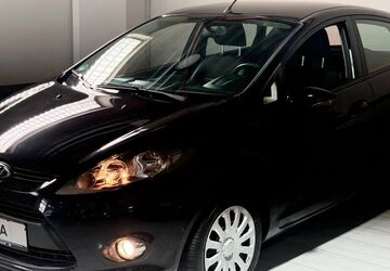 Ford Fiesta 63.085 km 5.870 &euro; Köln 50739