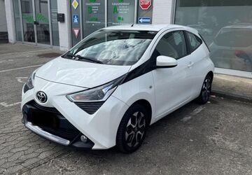 Toyota Aygo (X) 112.380 km 8.499 &euro; Köln 51143